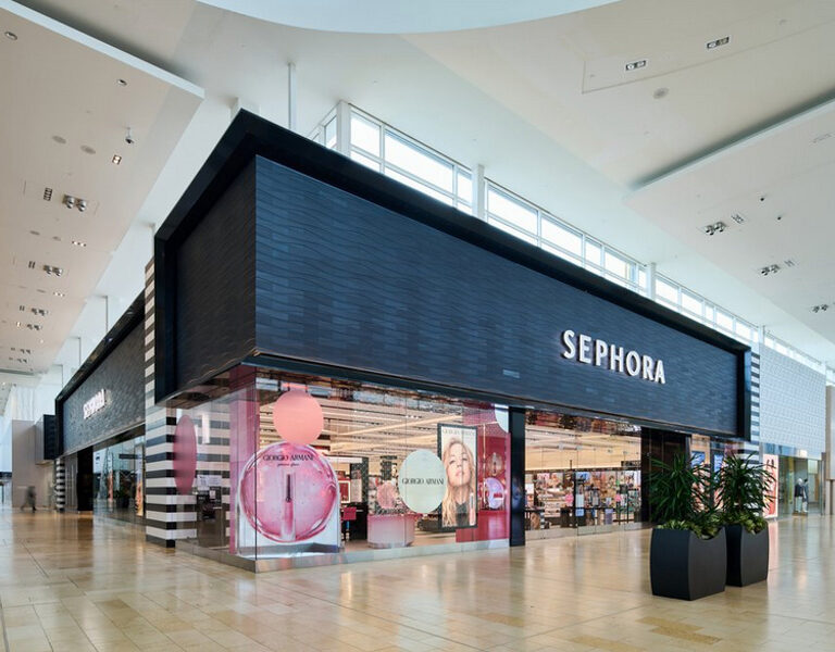 Sephora - Armani Glass store exterior