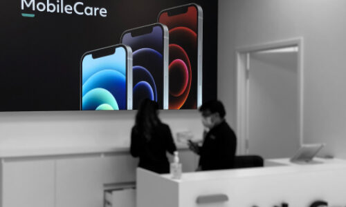 Mobile Care Canada Lit 4 inch Indoor Wallmount Retail Display